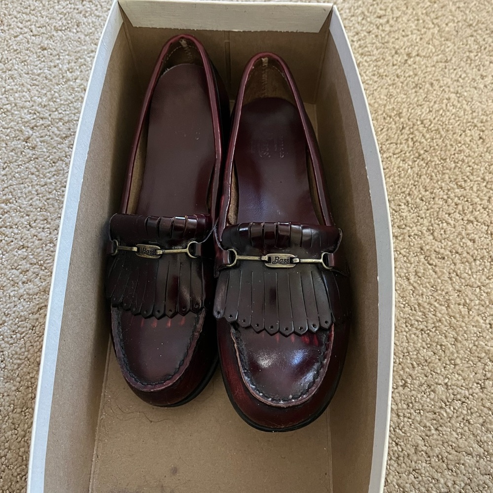 BASS women’s loafers
